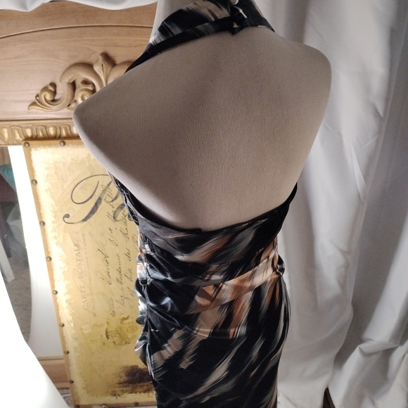 Silky Form Fitted Pin Up Vibe. Blues, Cream &  Browns. London Times Halter Dress - Picture 4 of 13